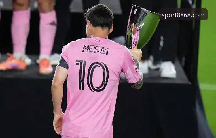 世界杯倒计时：十大球星深度评测，从梅西到哈兰德的体育体验升级怎么样